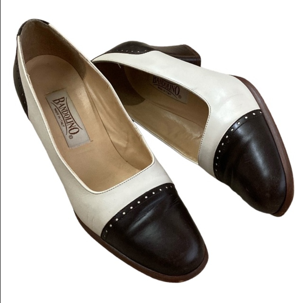 VTG Bandolino Two-Tone Wing Tip Pumps Heels Sz 6.5